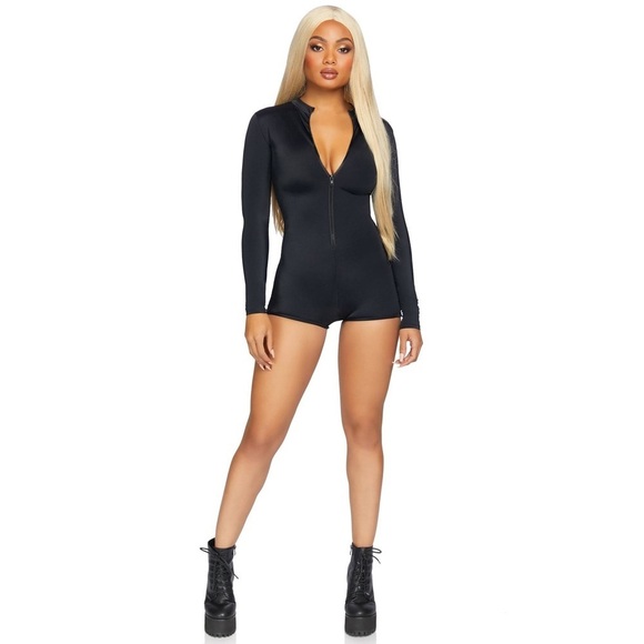 NWT Leg Avenue Zipper Front Long Sleeved Matte Romper Black Medium - Picture 1 of 6